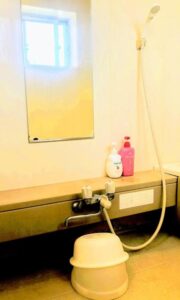 シャワー室